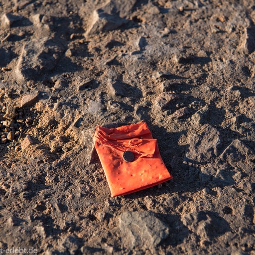03_D856078_1720