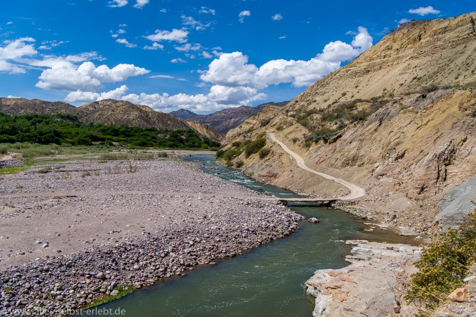 02  D850176 940
