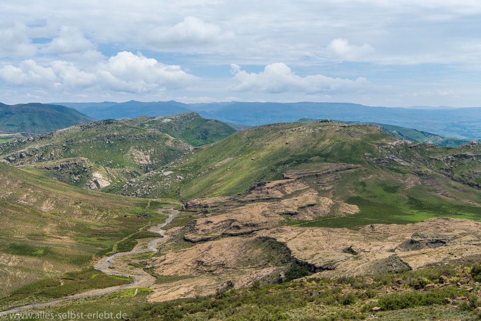 09__D854535_1720
