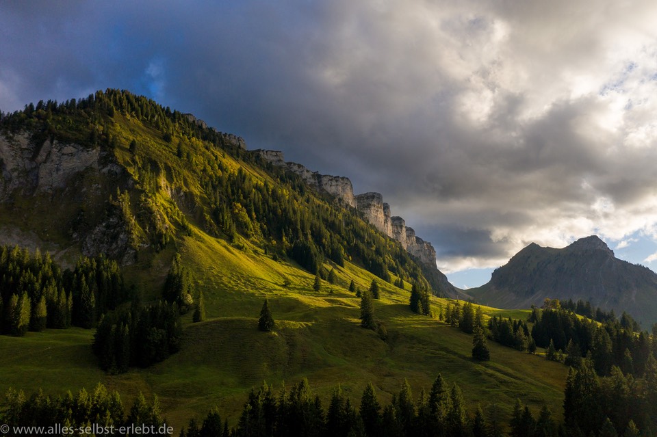 18DJI_0673_1960